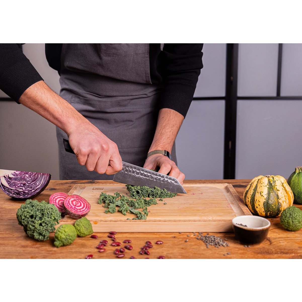 Bunka Santoku met bamboe Saya en bamboedoos - 170 mm lemmet - DRIVURA™