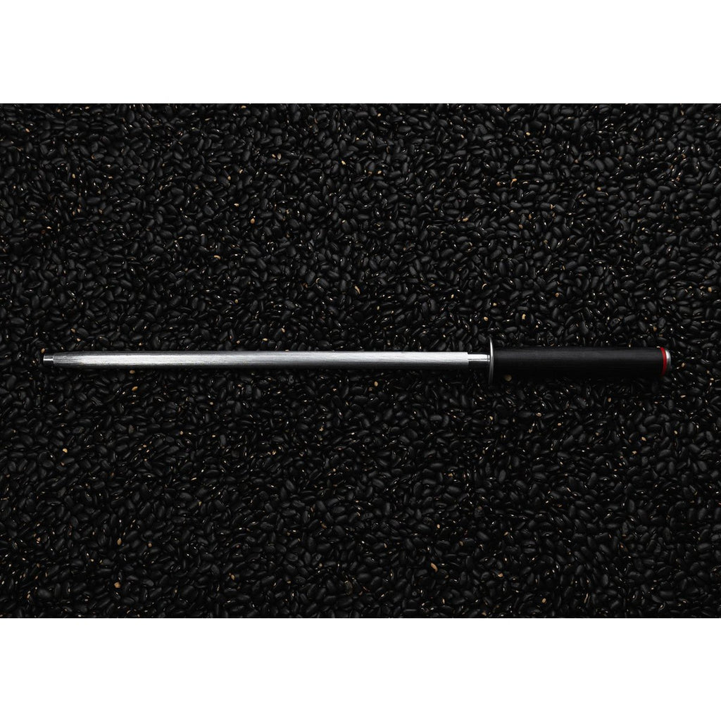 Bunka Complete Set Deluxe: 4 messen (Bunka officemes + Bunka Petty + Bunka Santoku + Kiritsuke) + 2 accessoires (100% katoenen oprolmessenzak + aanzetstaal) - DRIVURA™