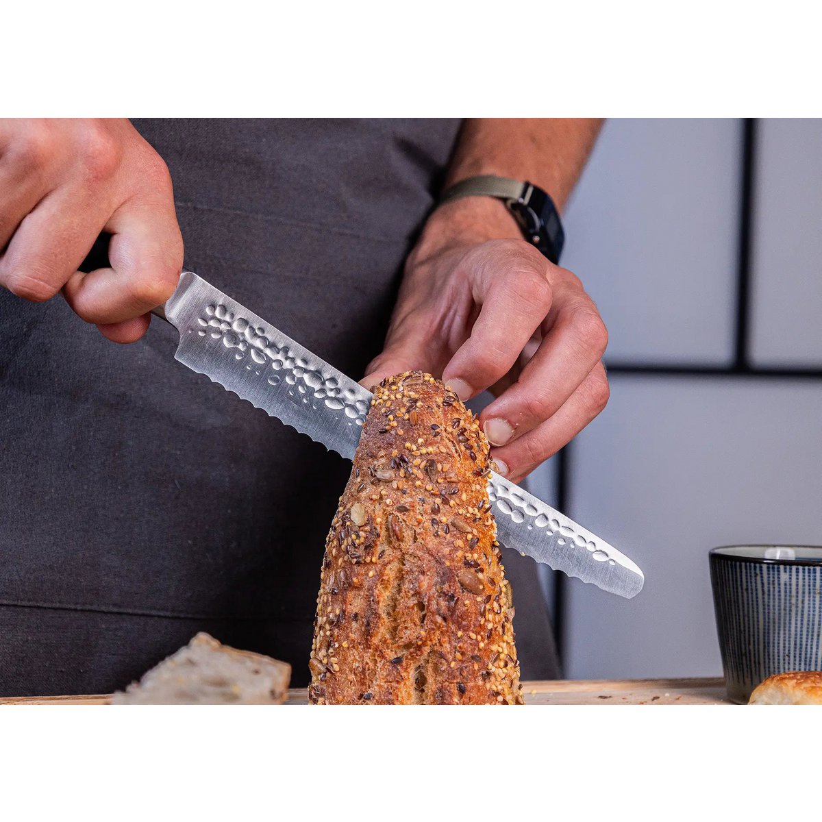 Gekarteld brood - /banketmes met bamboe Saya en bamboedoos - 200 mm lemmet - DRIVURA™